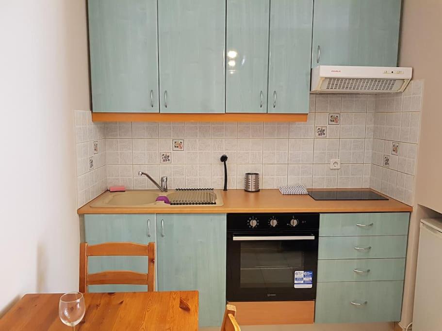 Athens Campus Renovated Studio Apartment @ Ilisia Exterior foto